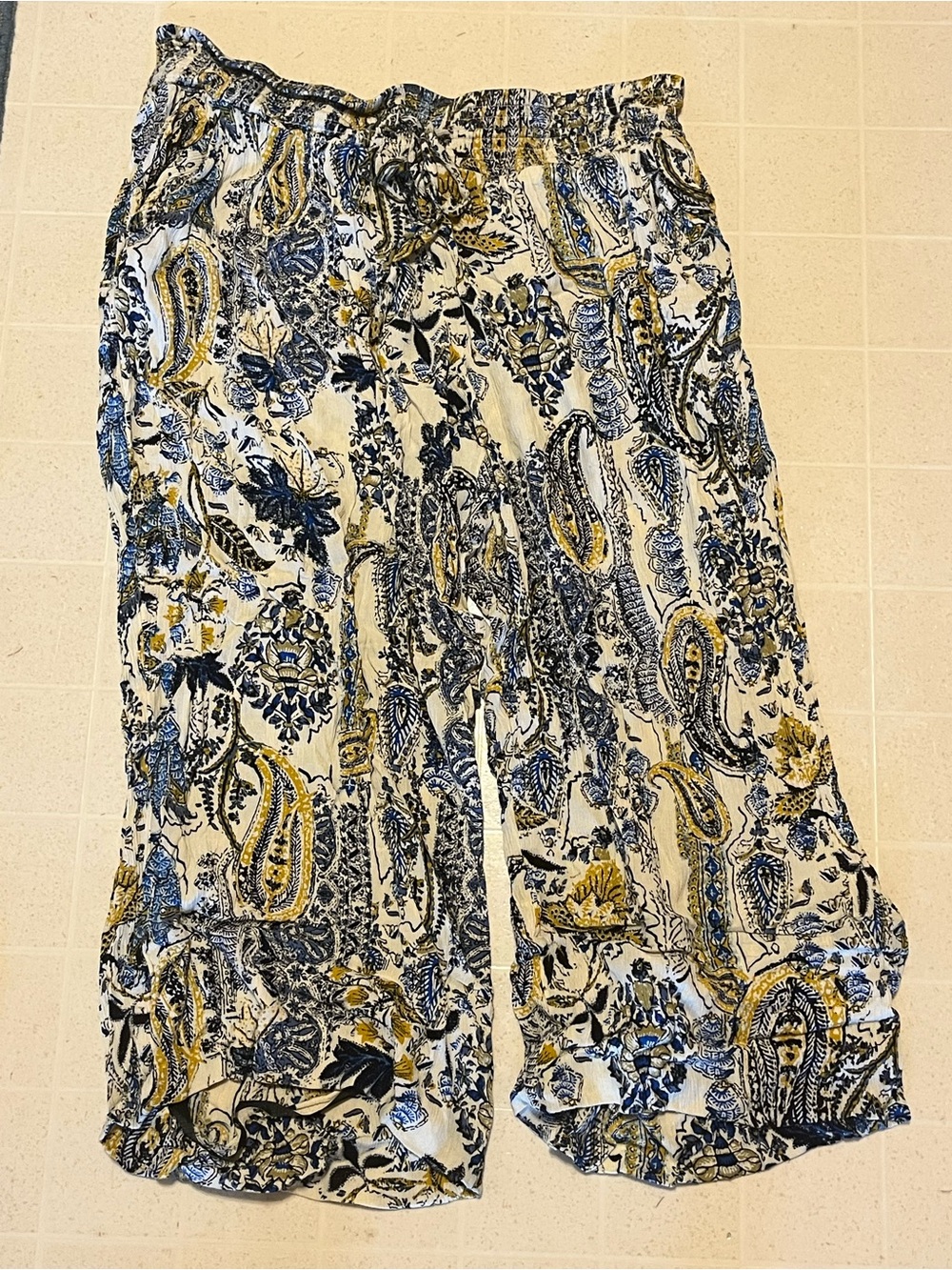 Women’s Wide-Leg Paisley Print Pants - Blue & Yellow